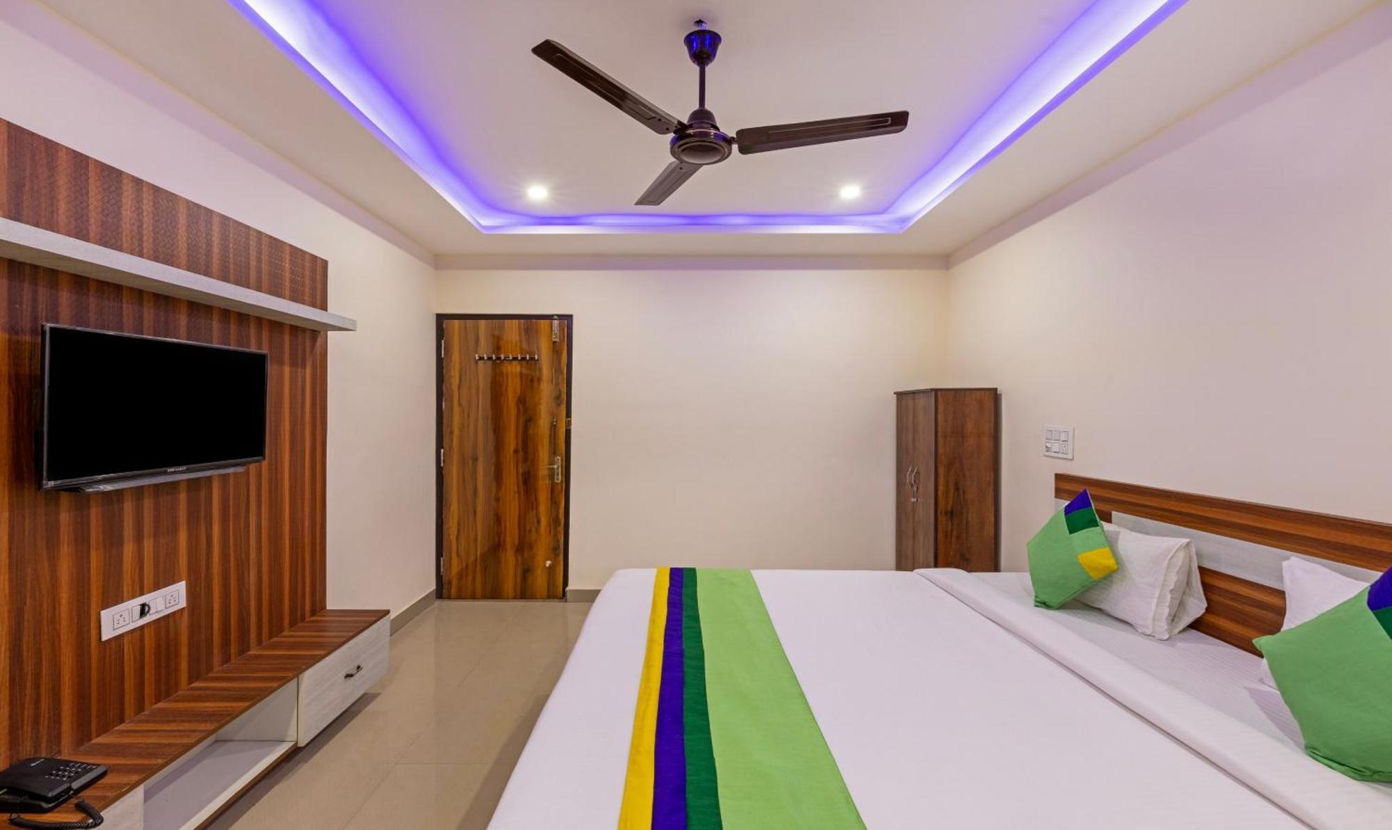 Treebo Nandi Comforts, Peenya Bangalore Exterior foto